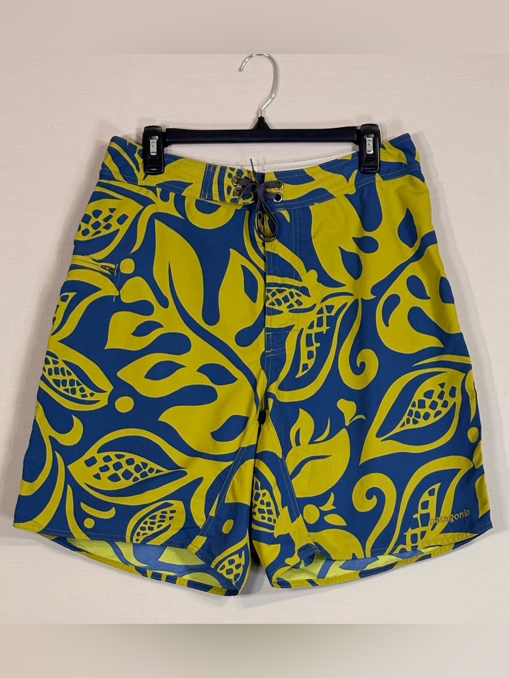 Patagonia Tropical Board Shorts Surf Swim Trunks Blue Yellow Floral 34